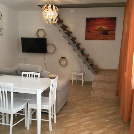 Judia Appartement Litomyšl Buitenkant foto