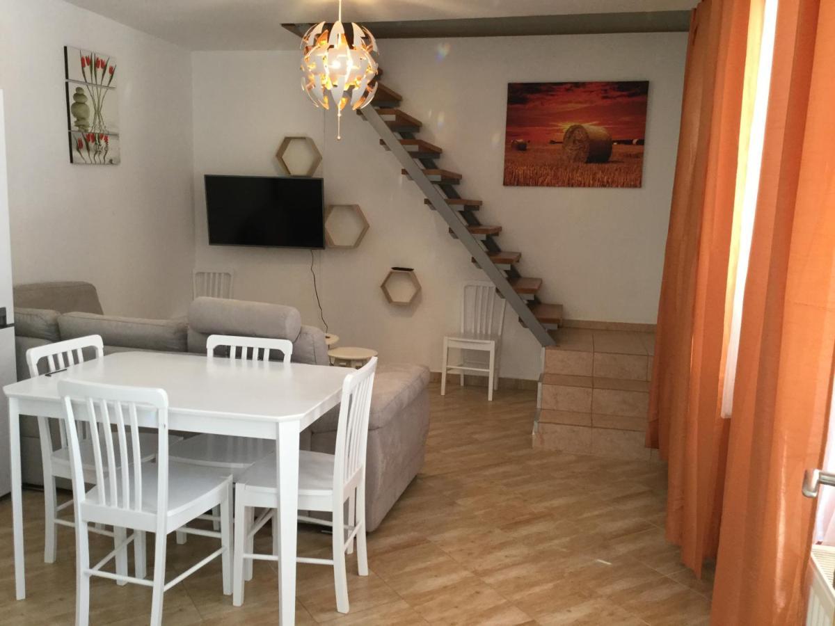 Judia Appartement Litomyšl Buitenkant foto