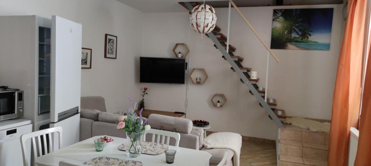 Judia Appartement Litomyšl Buitenkant foto
